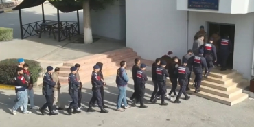 mersinde-zehir-tacirlerine-safak-operasyonu-43-gozalti-448-bin-sentetik-hap-ele-gecirildi-VrH2YJIs.jpg