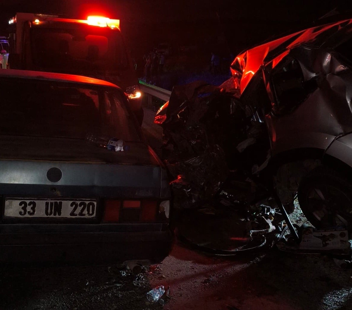 mersinde zincirleme kaza 1 olu 5 yarali 3 ZiW2jtOL