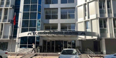 mersindeki-ihale-yolsuzlugu-operasyonunda-7-tutuklama-15-adli-kontrol-MXxLieJl.jpg