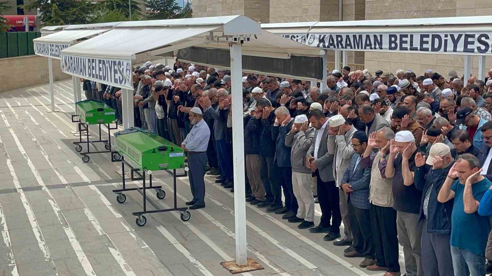 mersindeki kazada olen anne ve kizi karamanda son yolculuguna ugurlandi 0