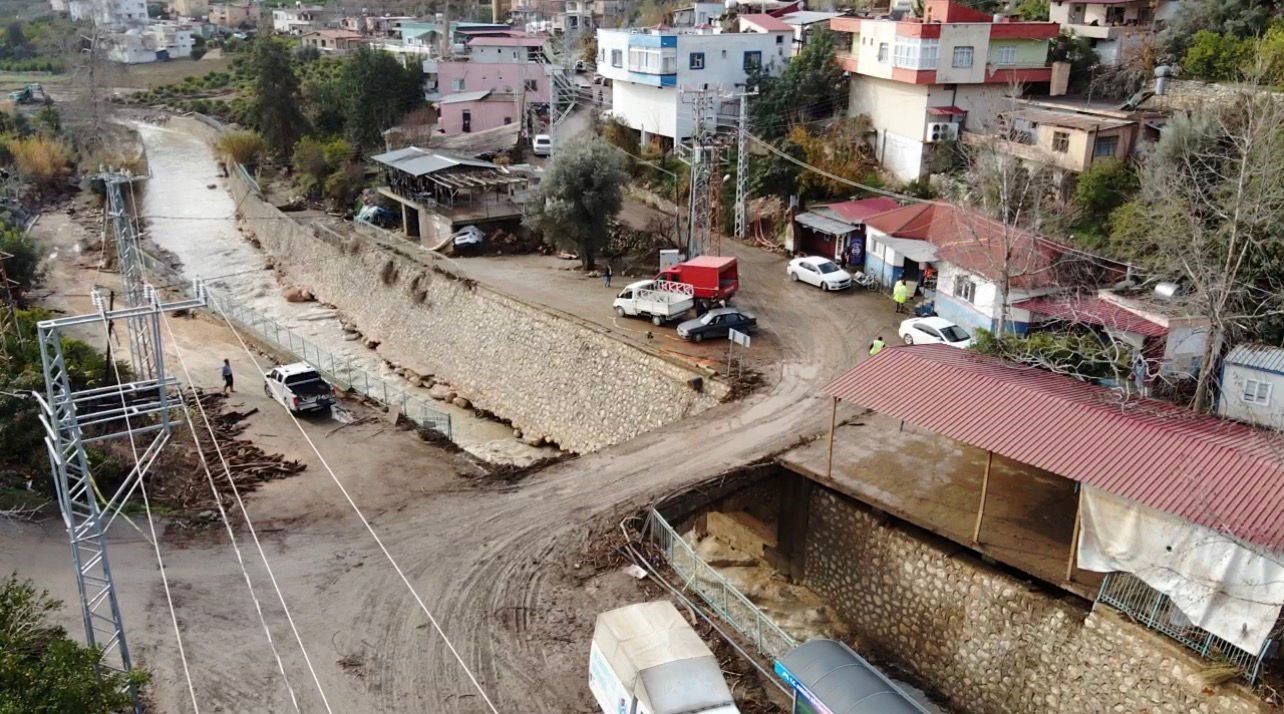 mersindeki sel felaketinin boyutu gun gectikce buyuyor 6 5jam59rC