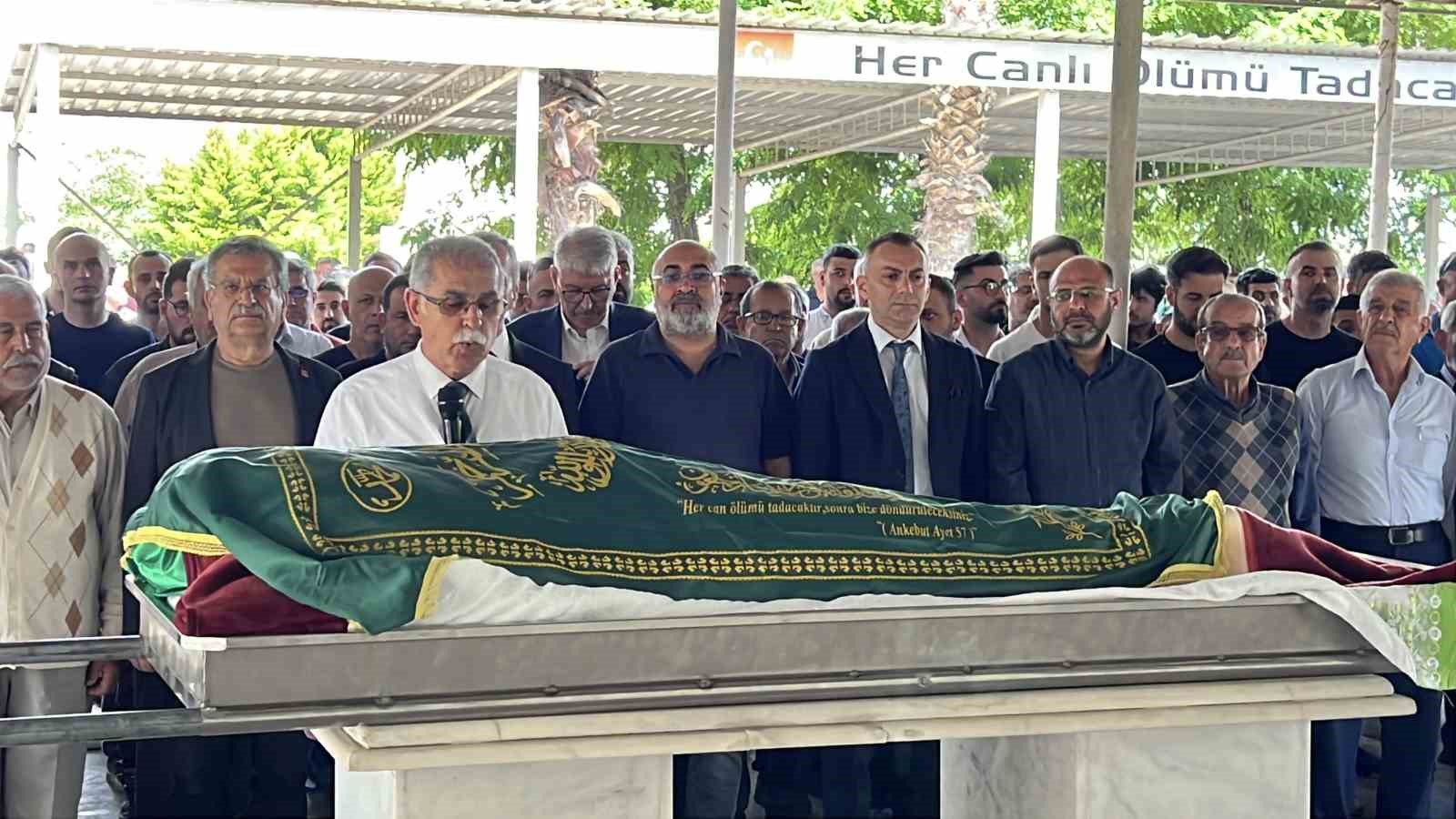 mersindeki yag fabrikasindaki patlamada olen isci topraga verildi 2 Mh2b2RPL