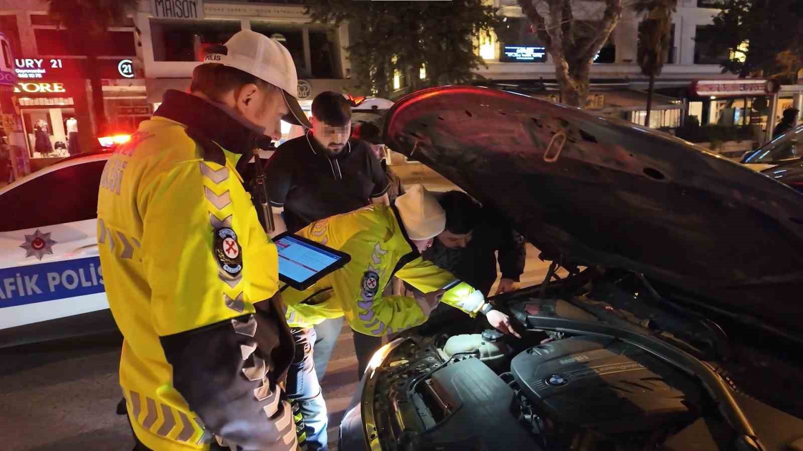 mersinden kadikoye geldi egzozdan ceza yedi 2 DV6lDRkU