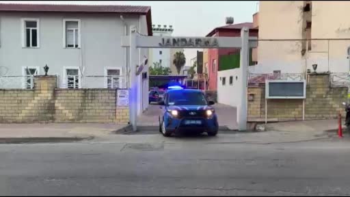 mersinin-ilcelerinde-uyusturucu-operasyonu-26-sahsa-islem-yapildi-HitmK3lC.jpg