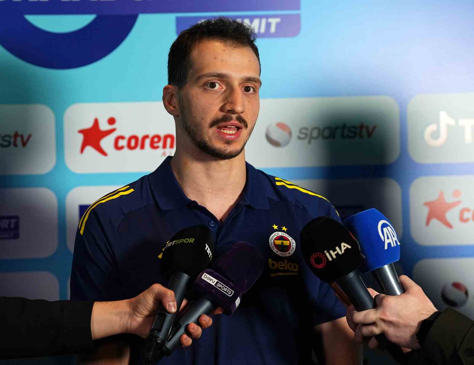 Mert Emre Ekşioğlu: "Alabileceğimiz bütün kupaları almak istiyoruz" 4 mert emre eksioglu alabilecegimiz butun kupalari almak istiyoruz 0 DwaKMSzW