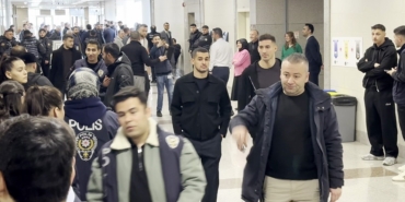 mert-hakan-yandasin-davasi-basliyor-cok-sayida-isim-destek-icin-adliyede-PgvTjbD4.jpg