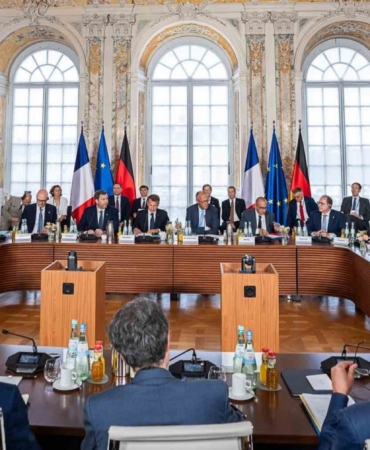 merz-fransada-iktidara-gelecek-kisinin-ulkelerimizin-cikarlari-dogrultusunda-hareket-edecegini-varsayiyorum-5l4fW9pE.jpg