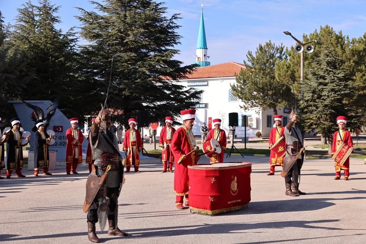 Merzifon 5’inci Ana Jet Üssü’nde Mehmetçik Camii’nin açılışı yapıldı 8 merzifon 5inci ana jet ussunde mehmetcik camiinin acilisi yapildi 4 YHQVyrsa