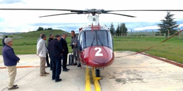 merzifona-yangin-sondurme-helikopteri-konuslandirildi-k7B2PIHA.jpg