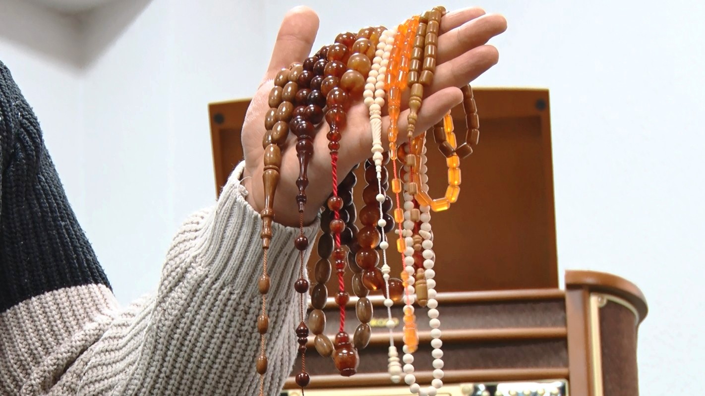 mescid i nebevi modeli tespihi cocuklarina birakacak 3