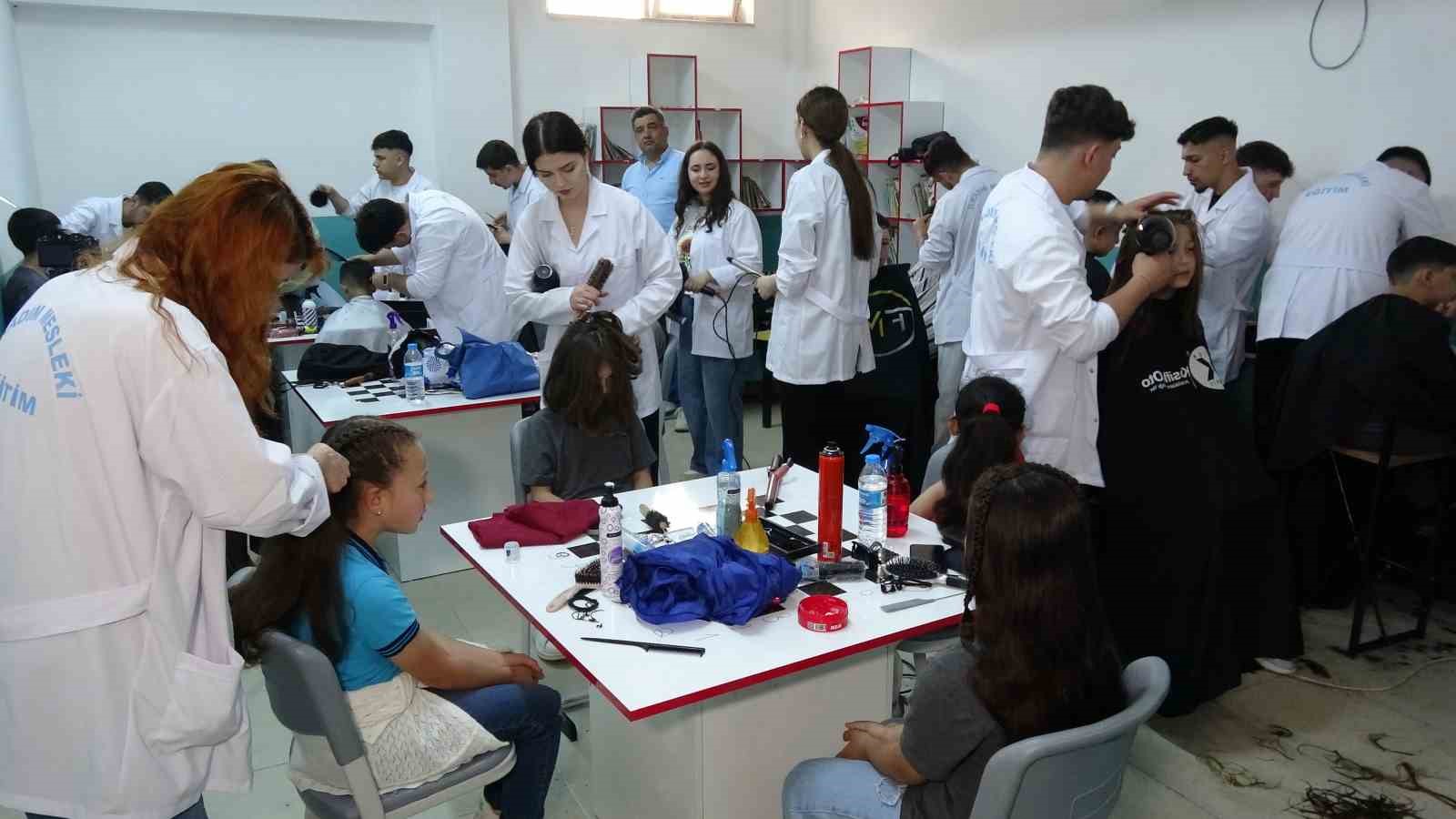 MESEM öğrencilerinden kırsal mahalle okullarına güzellik dokunuşu 6 mesem ogrencilerinden kirsal mahalle okullarina guzellik dokunusu 2 Ngp1HpsZ