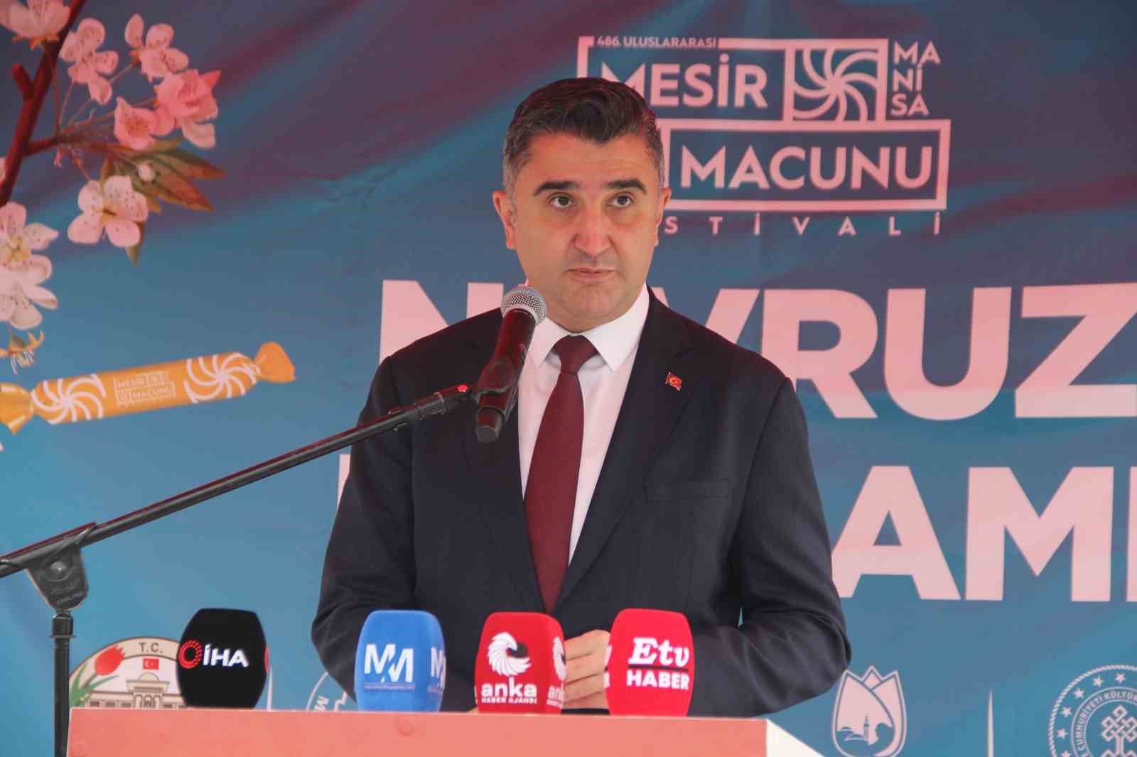 mesir macunundan alabilmek icin kazanin icine girdiler 4 SKIiUH2Q