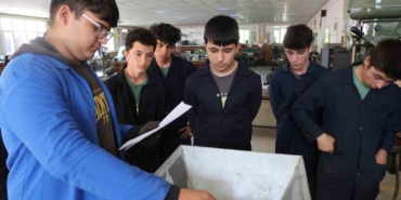 meslek-lisesi-ogrencilerinden-sifir-atik-hamlesi-RM7DPcCZ.jpg
