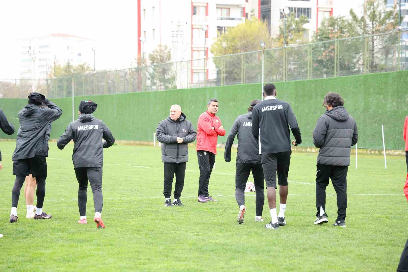 mesut bakkal super lige cikmak icin cok az bir zamanimiz kaldi 0 1SJr1fEq