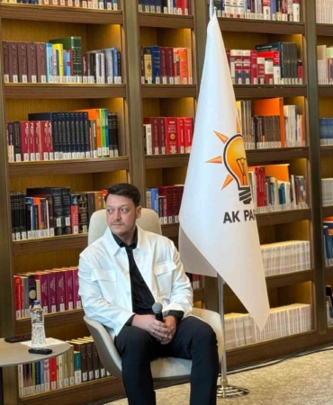 mesut-ozil-telefonumda-en-unlusu-sayin-cumhurbaskanim-gerisi-yalan-AqTZsB2l.jpg