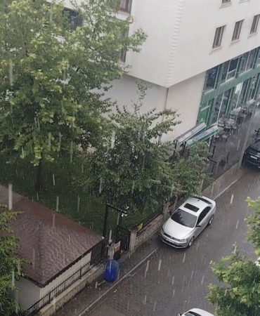 meteorolojinin-uyardigi-bingolde-saganak-etkili-oldu-y4wUQbmb.jpg