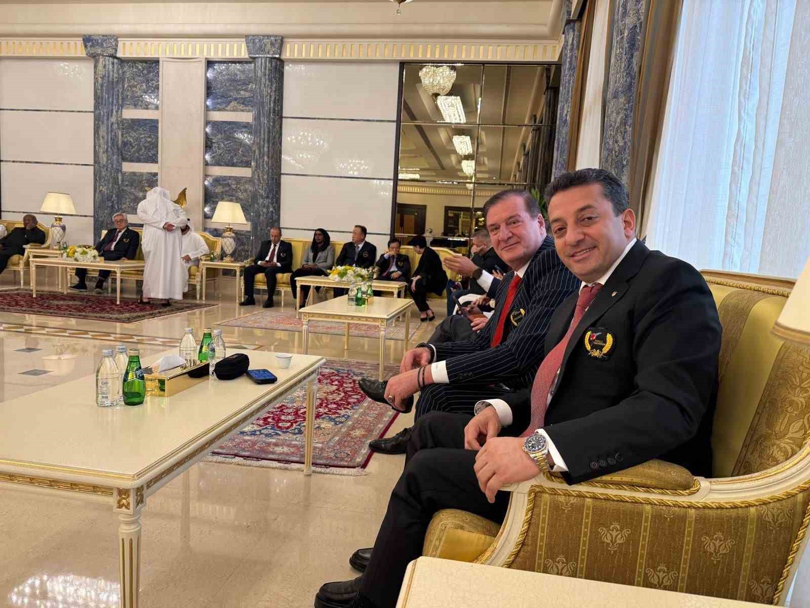 metin sahinden seyh hamad bin mohammed al sharqiye ziyaret 2 4NKjNrem