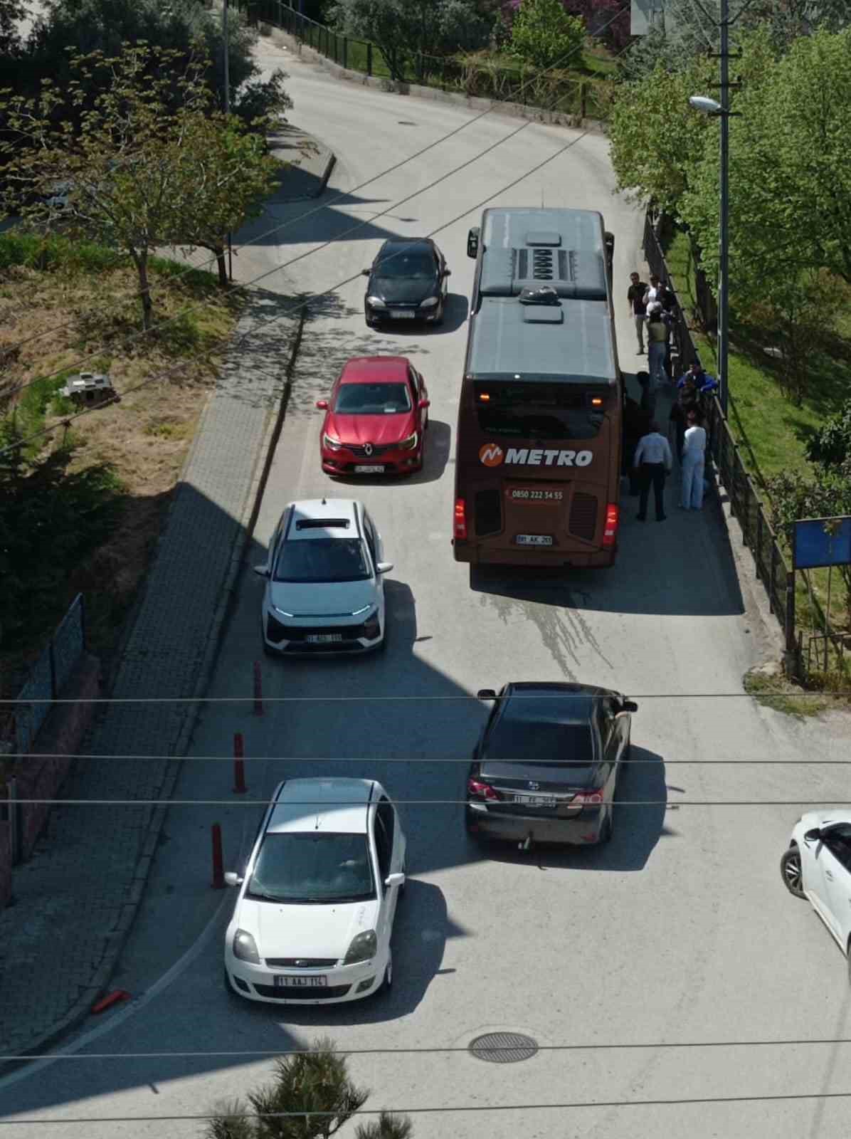 metro turizmin yolcu otobusu sasirtti 2 VV2jYdwZ