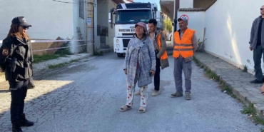 metruk-bina-yikimi-yarida-kaldi-evime-zarar-geliyor-dedi-ortaligi-birbirine-katti-6D2wdpSM.jpg