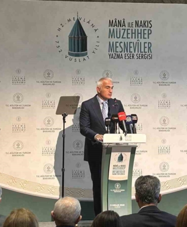 mevlananin-7-asirlik-mesnevi-mirasi-mana-ve-nakis-muzehhep-mesneviler-yazma-eser-sergisinde-anlatildi-uj8auctV.jpg