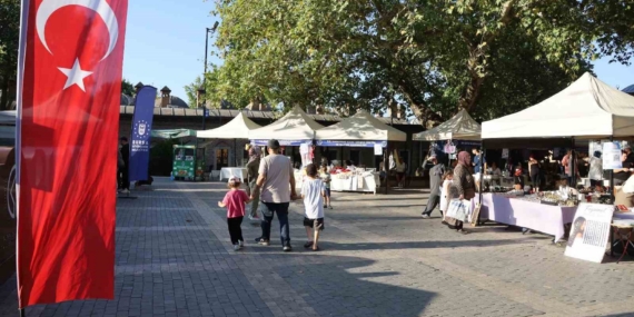meydan-kadinlarin-pazarina-buyuk-ilgi-TVj37E5e.jpg