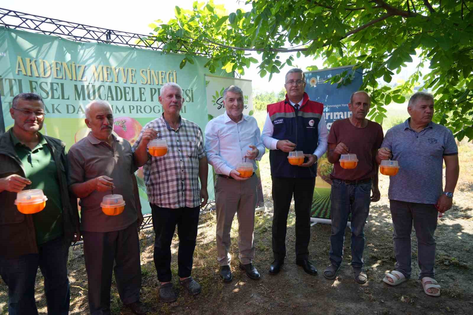 Meyvelerin en büyük düşmanına Samsun’da savaş açıldı 12 meyvelerin en buyuk dusmanina samsunda savas acildi 8 aRnV3khI