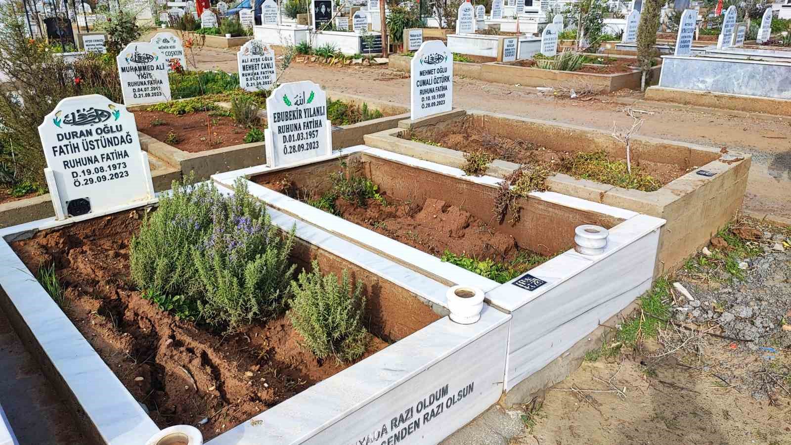 mezarlar selde coktu aileler isyan etti 2 7GQ3kMED