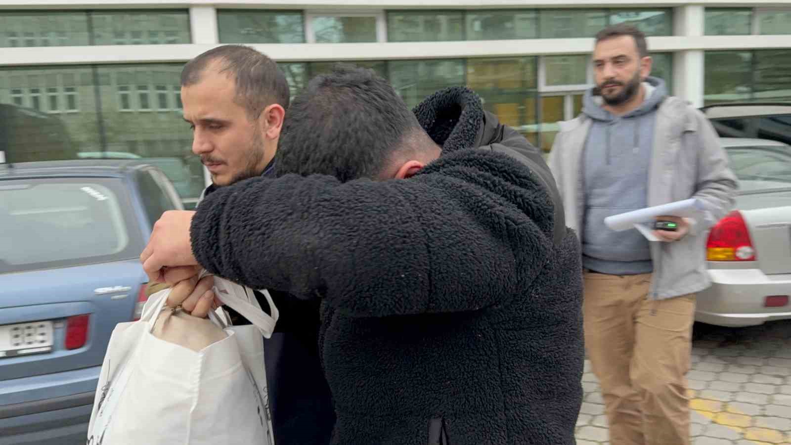 mezarlikta bir kisiyi silahla yaralayan sahis tutuklandi 2 kw5X5Lku