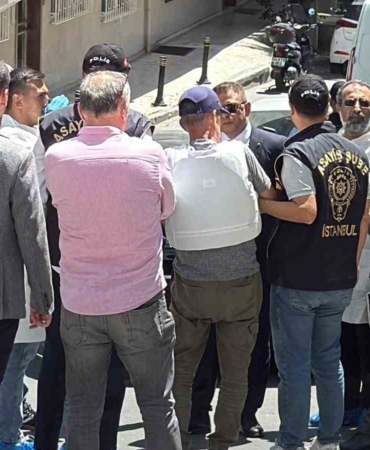 mezdeke-aynur-kanburun-olduruldugu-evde-kesif-yapildi-lrXVqjz9.jpg