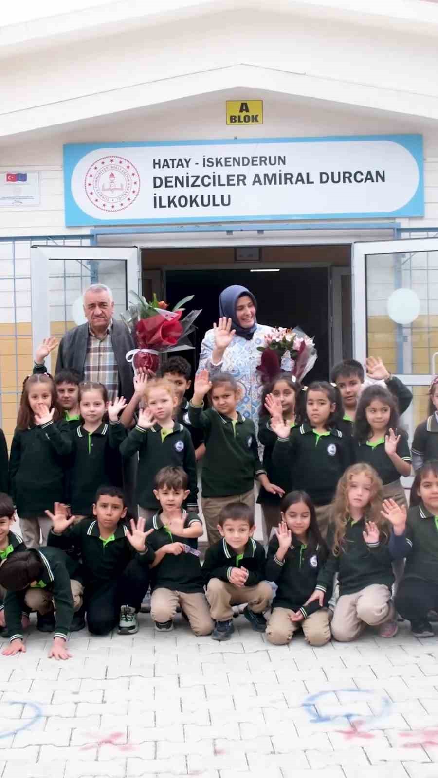 mezun oldugu okula atanan ogretmenden duygulandiran vefa 2