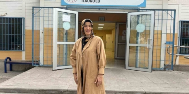 mezun-oldugu-okula-atanan-ogretmenden-duygulandiran-vefa-dCxHNS67.jpg