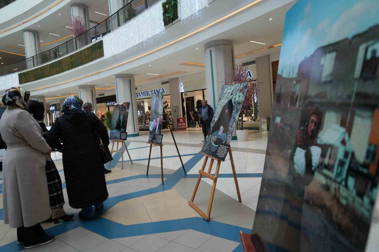 mezuniyet odevi icin fotograflarla gazzeli kadinlari anlattilar 1 Pcvh1LcB
