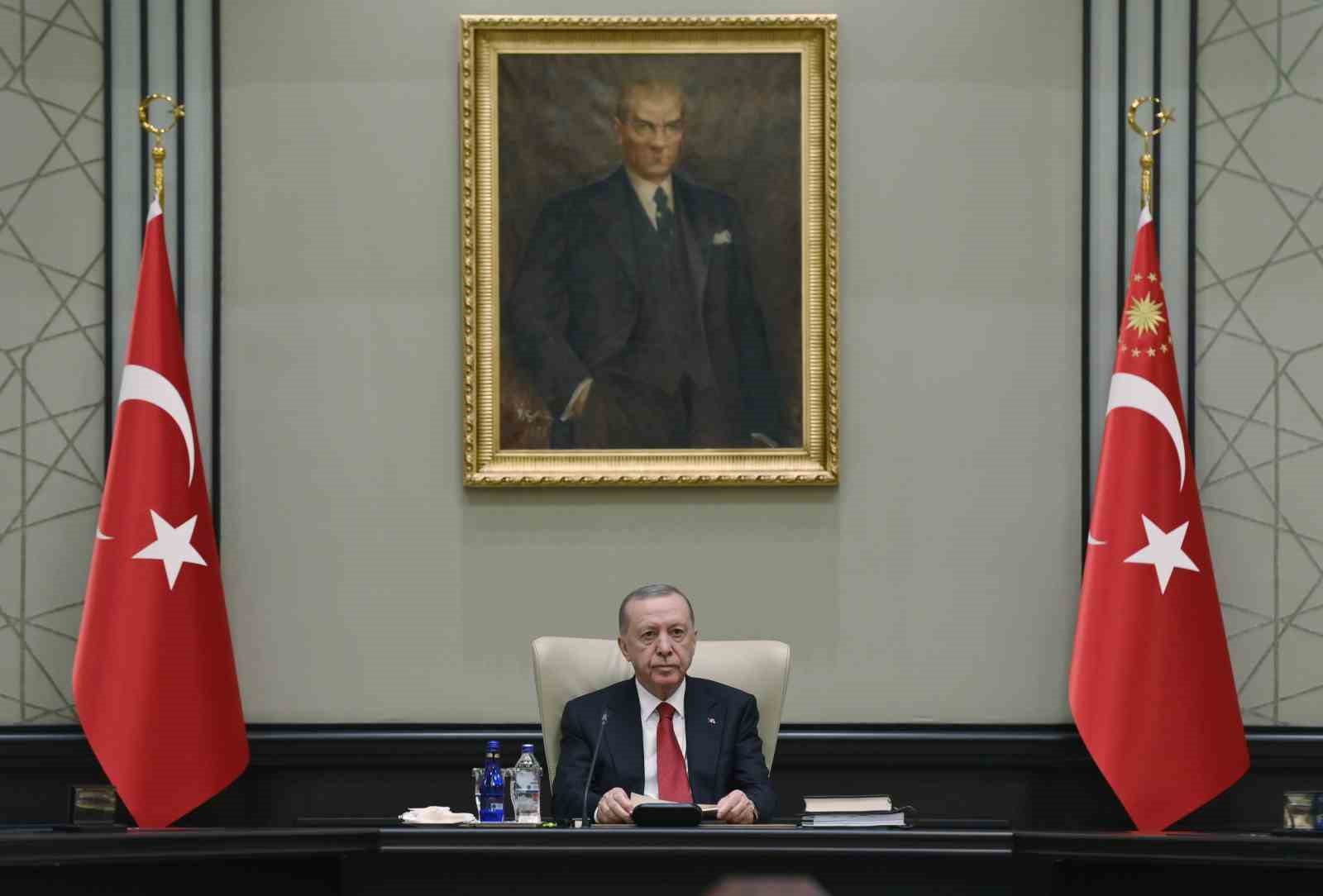 MGK Bildirisi: "Türkiye, Gazze’de istikrarın teminatı olacak mekanizmalarda sorumluluk üstlenmeye hazır" 4 mgk bildirisi turkiye gazzede istikrarin teminati olacak mekanizmalarda sorumluluk ustlenmeye hazir 0 daLfGqHY