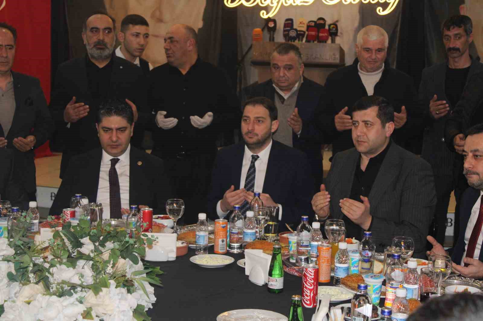 mhp genel baskan yardimcisi ozdemir iranin toprak butunlugunun korunmasi gerektiginin altini ciziyoruz 0