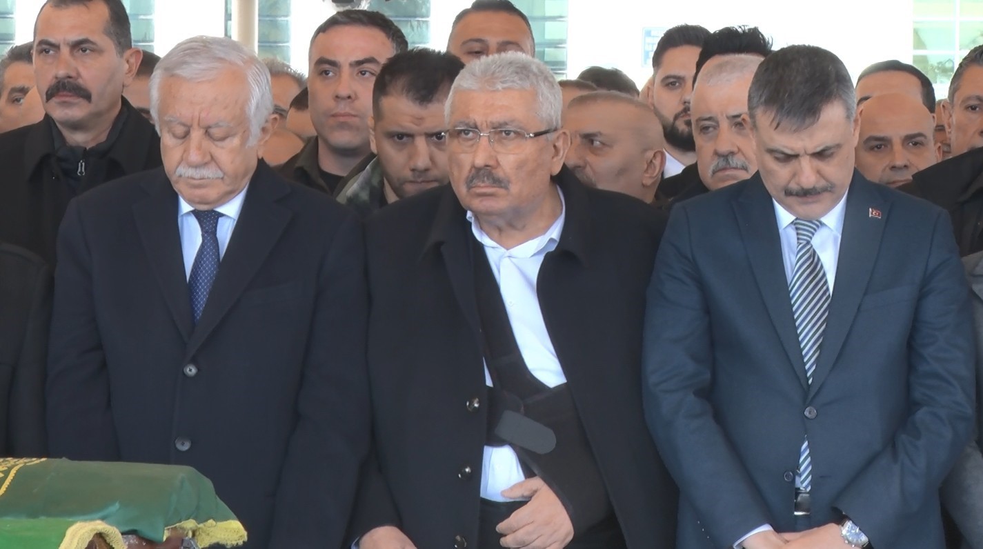 mhp genel baskan yardimcisi yalcinin annesi son yolculuguna ugurlandi 0