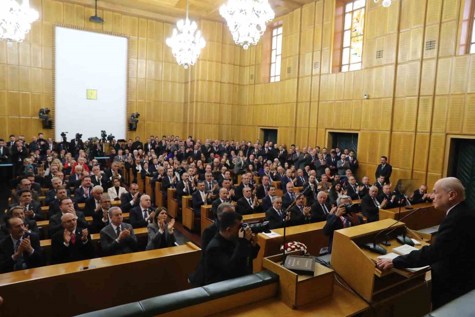 MHP Genel Başkanı Bahçeli: "ABD’nin olağanüstü askeri yığınağı tehlikenin cesameti hakkında az çok fikir vermektedir" 5 mhp genel baskani bahceli abdnin olaganustu askeri yiginagi tehlikenin cesameti hakkinda az cok fikir eS5Sc7wg