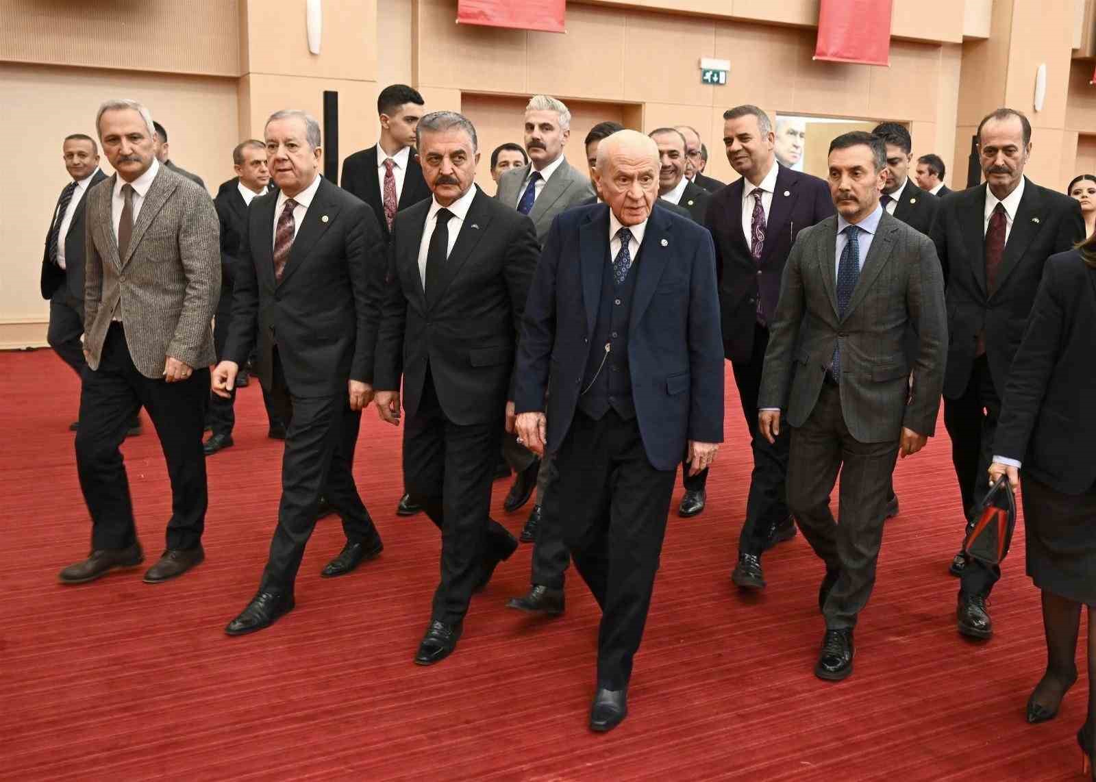 MHP Genel Başkanı Bahçeli: "Türk milleti muazzam bir uyanışın ivmesiyle yeni yüzyılı kardeşliğin yüzyılı yapacak" 7 mhp genel baskani bahceli turk milleti muazzam bir uyanisin ivmesiyle yeni yuzyili kardesligin yuzyili UCrVlv9k