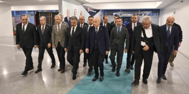 mhp-genel-baskani-bahceli-turk-milleti-muazzam-bir-uyanisin-ivmesiyle-yeni-yuzyili-kardesligin-yuzyili-Xj73Og1d.jpg