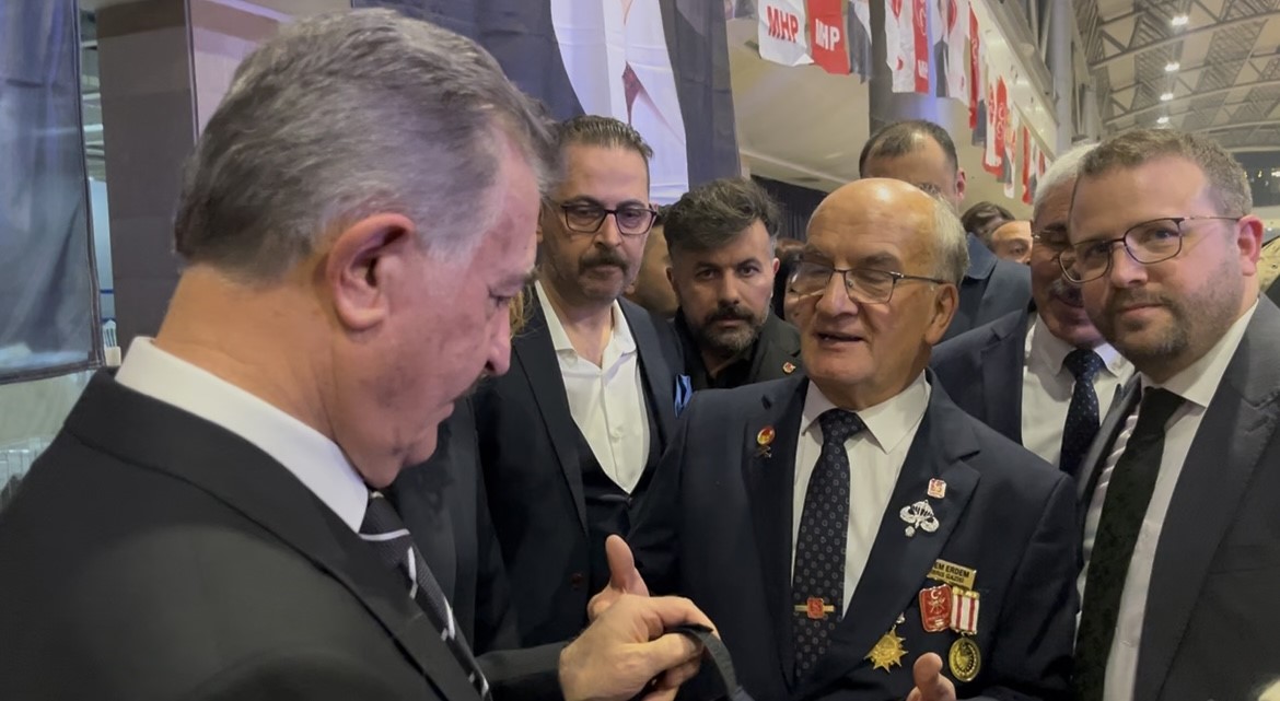 mhp genel sekreteri buyukataman turkiye uzerinde hesap yapanlar kendi kazdiklari kuyuya dusecektir 2