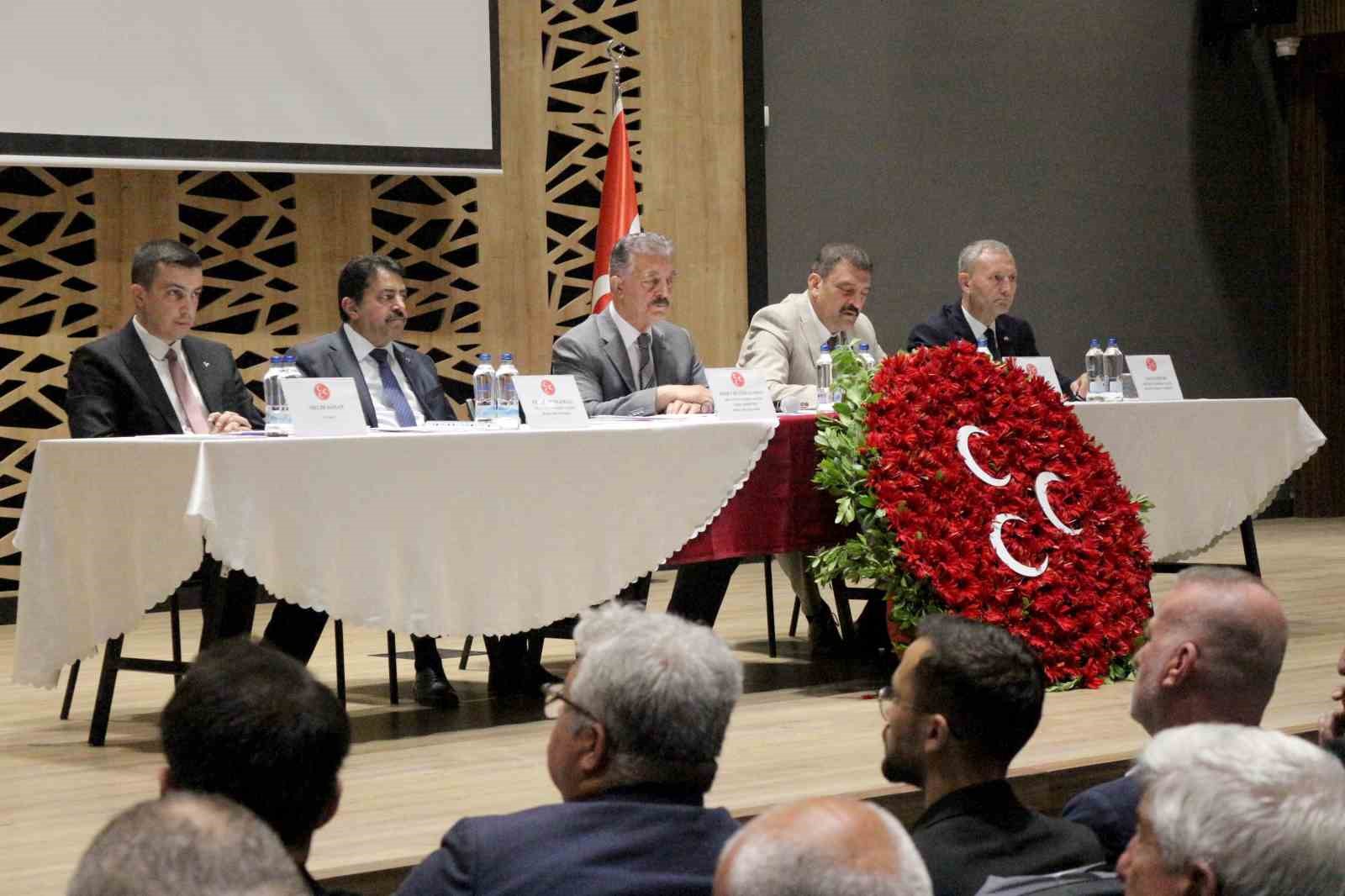 MHP Karacabey’de Mehmet Mahken güven tazeledi 5 mhp karacabeyde mehmet mahken guven tazeledi 1