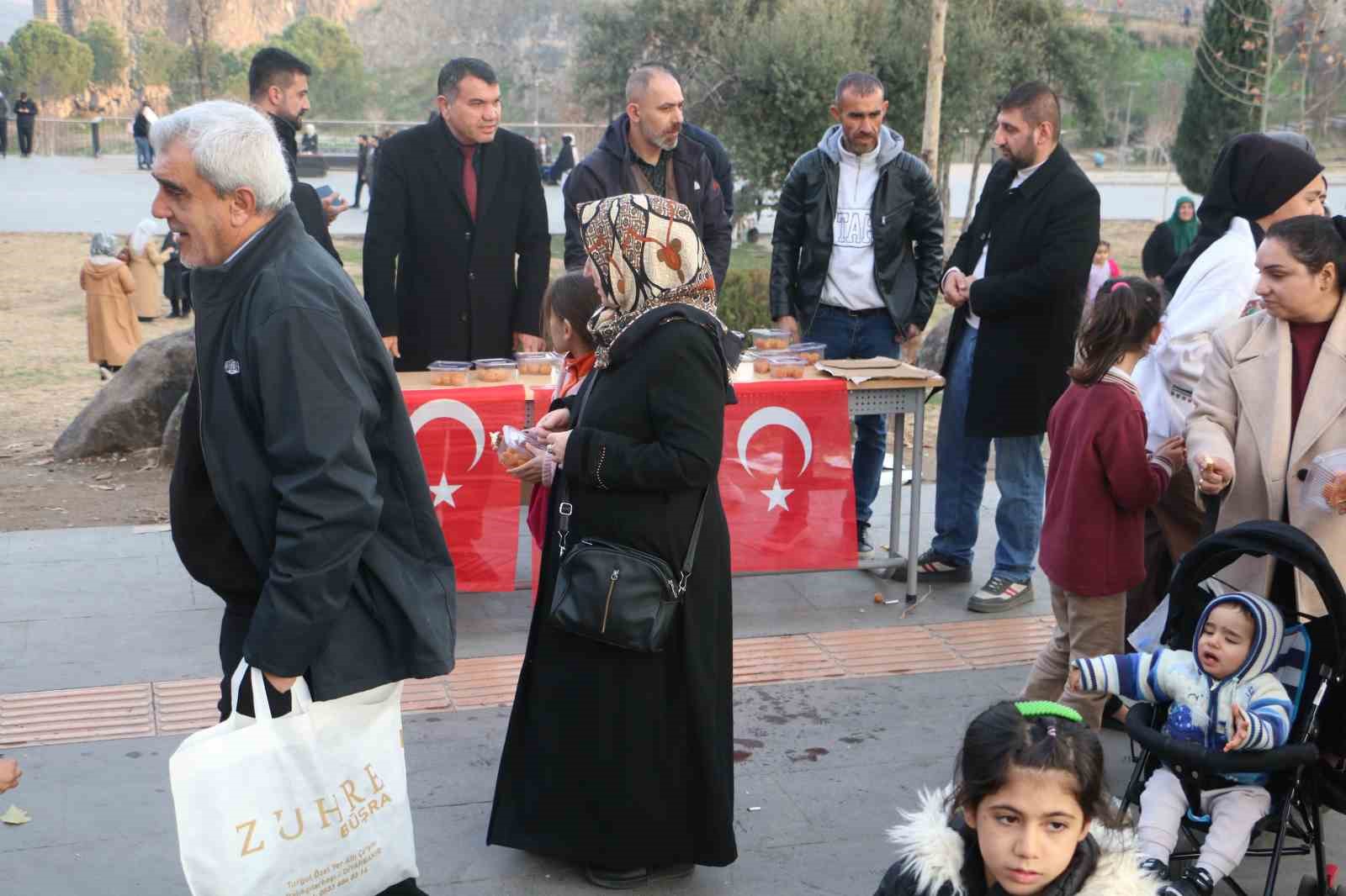 mhp sur teskilatindan regaip kandili ikrami 3 yu8jhnHy