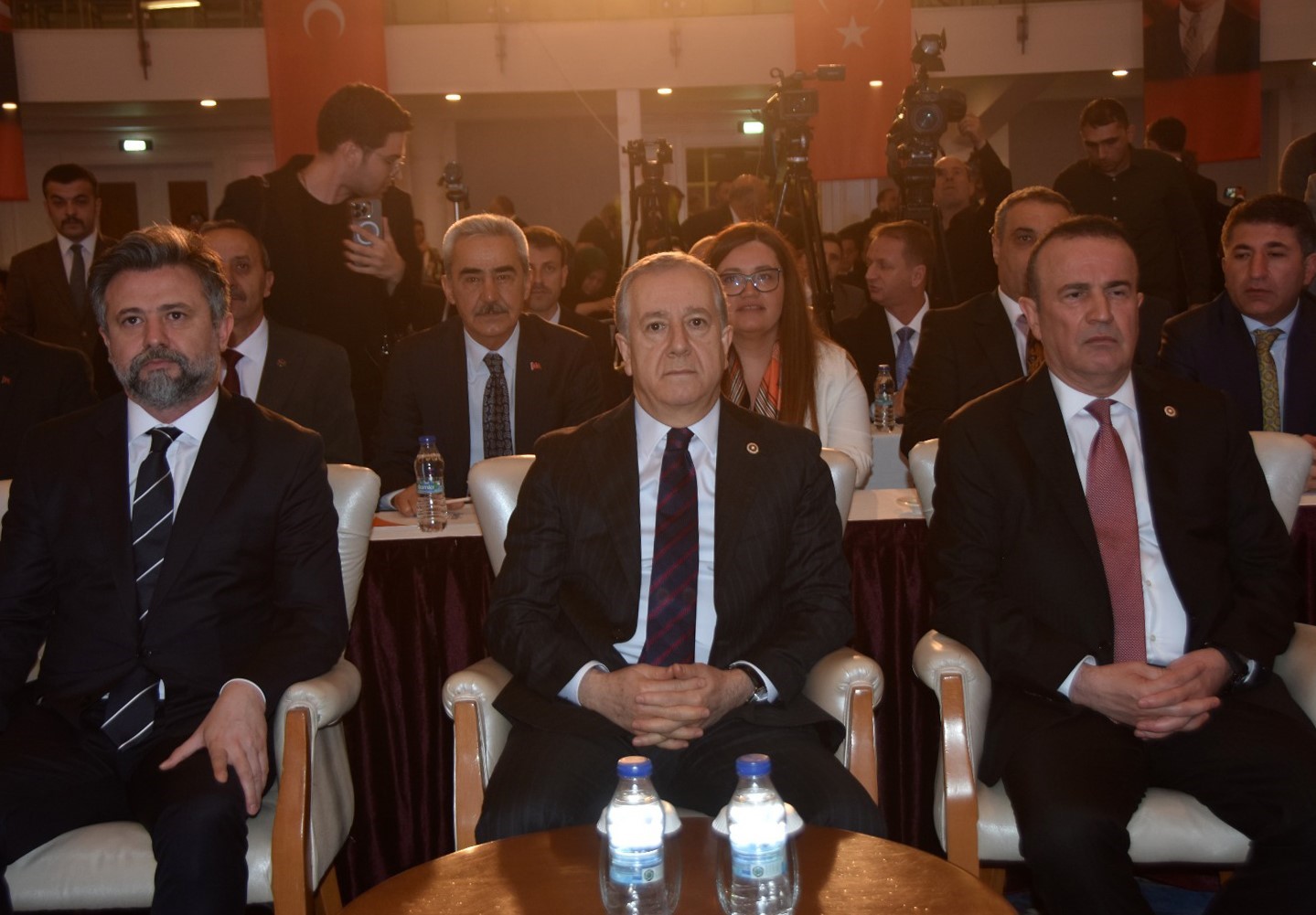 MHP’li belediyeler Manavgat’ta toplandı 6 mhpli belediyeler manavgatta toplandi 2 E3uG3sr8