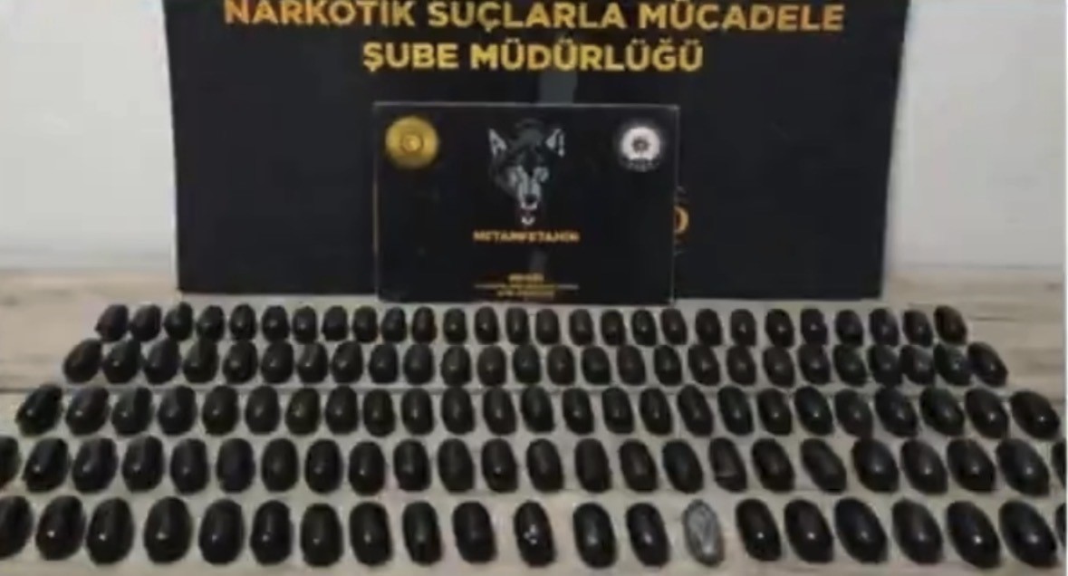 mide ve bagirsaklarinda uyusturucu ele gecirilen 3 supheli tutuklandi 1 I18bpFX5