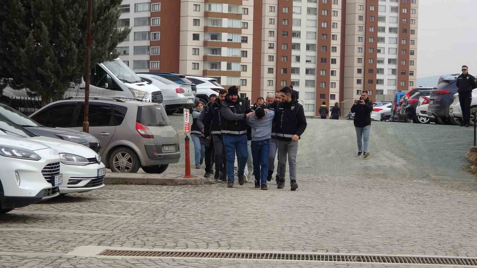midede uyusturucu sevkiyati kastamonuda son buldu 1 gpCQA4pa