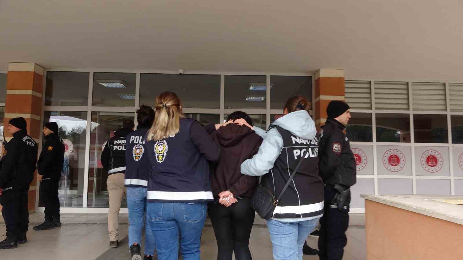 midede uyusturucu sevkiyati kastamonuda son buldu 2 U3YBTTJc