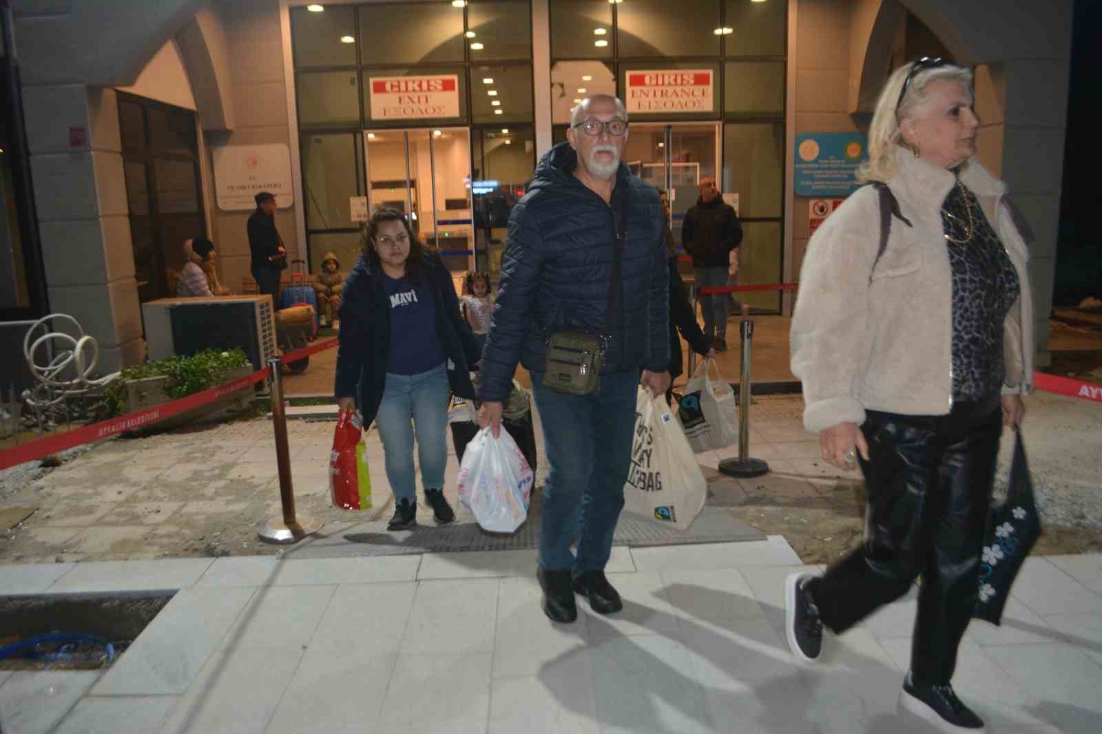 midilli adasindaki kriz cozuldu 4