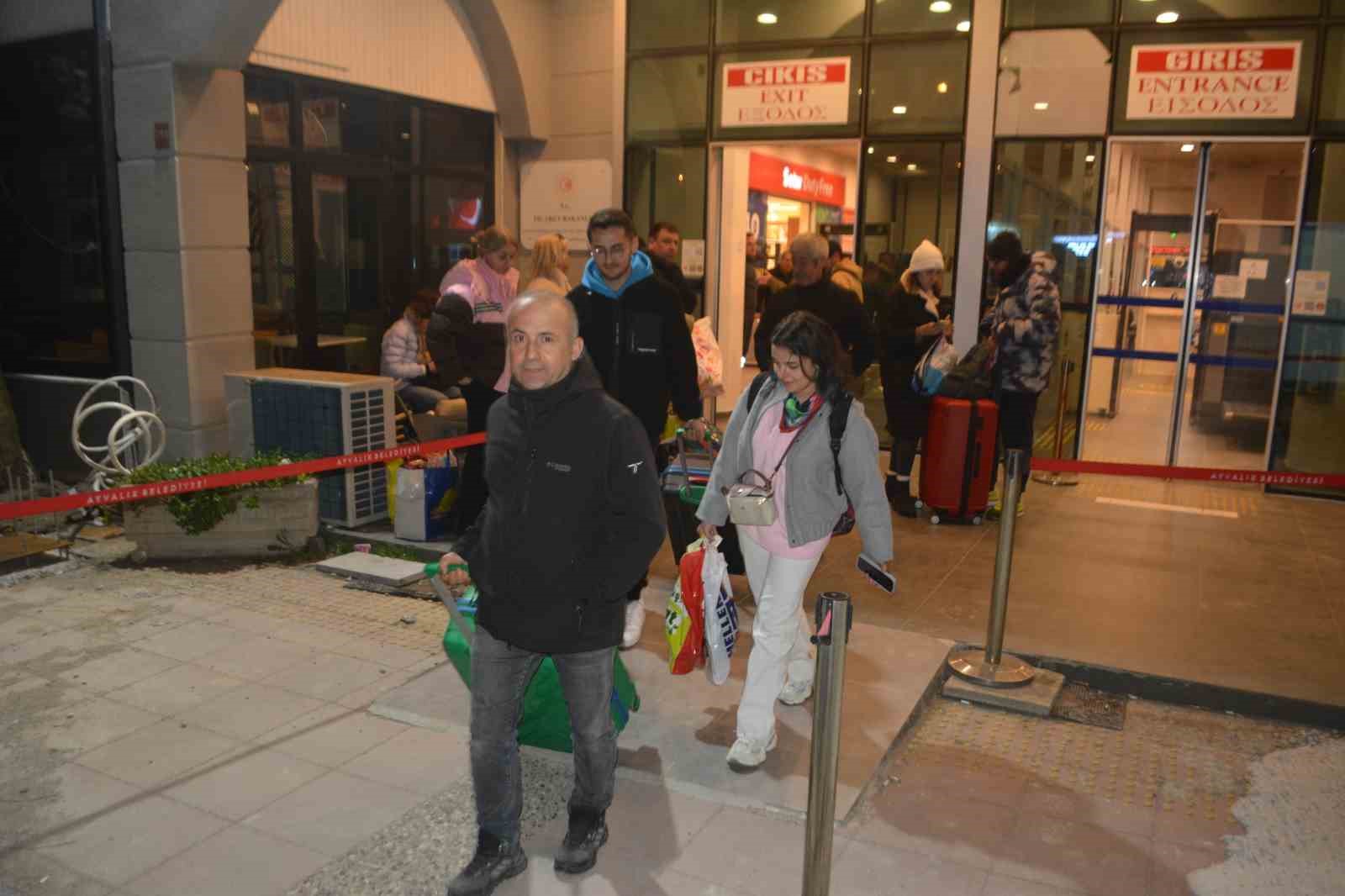 midilli adasindaki kriz cozuldu 8 AiDbvh8C