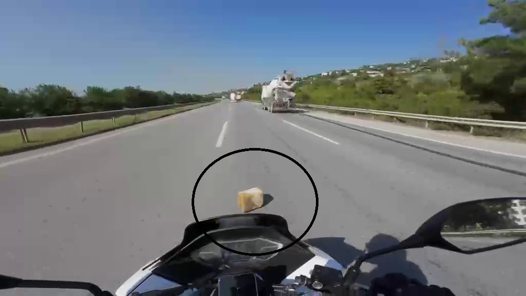 mikserden dusen malzeme motosiklet surucusunu olumle burun buruna getirdi 1 g6g2pnCn