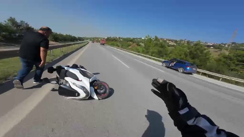 mikserden dusen malzeme motosiklet surucusunu olumle burun buruna getirdi 3 Qu821LgZ