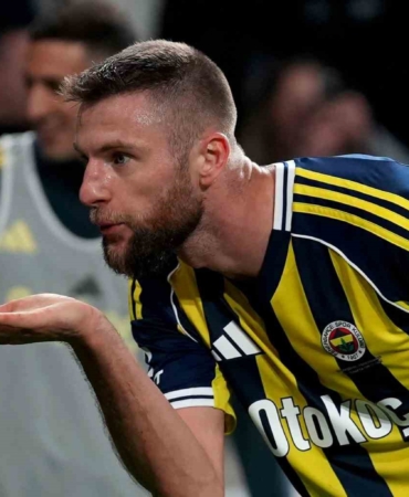 milan-skriniar-2-golunu-atti-GL8jrFaQ.jpg
